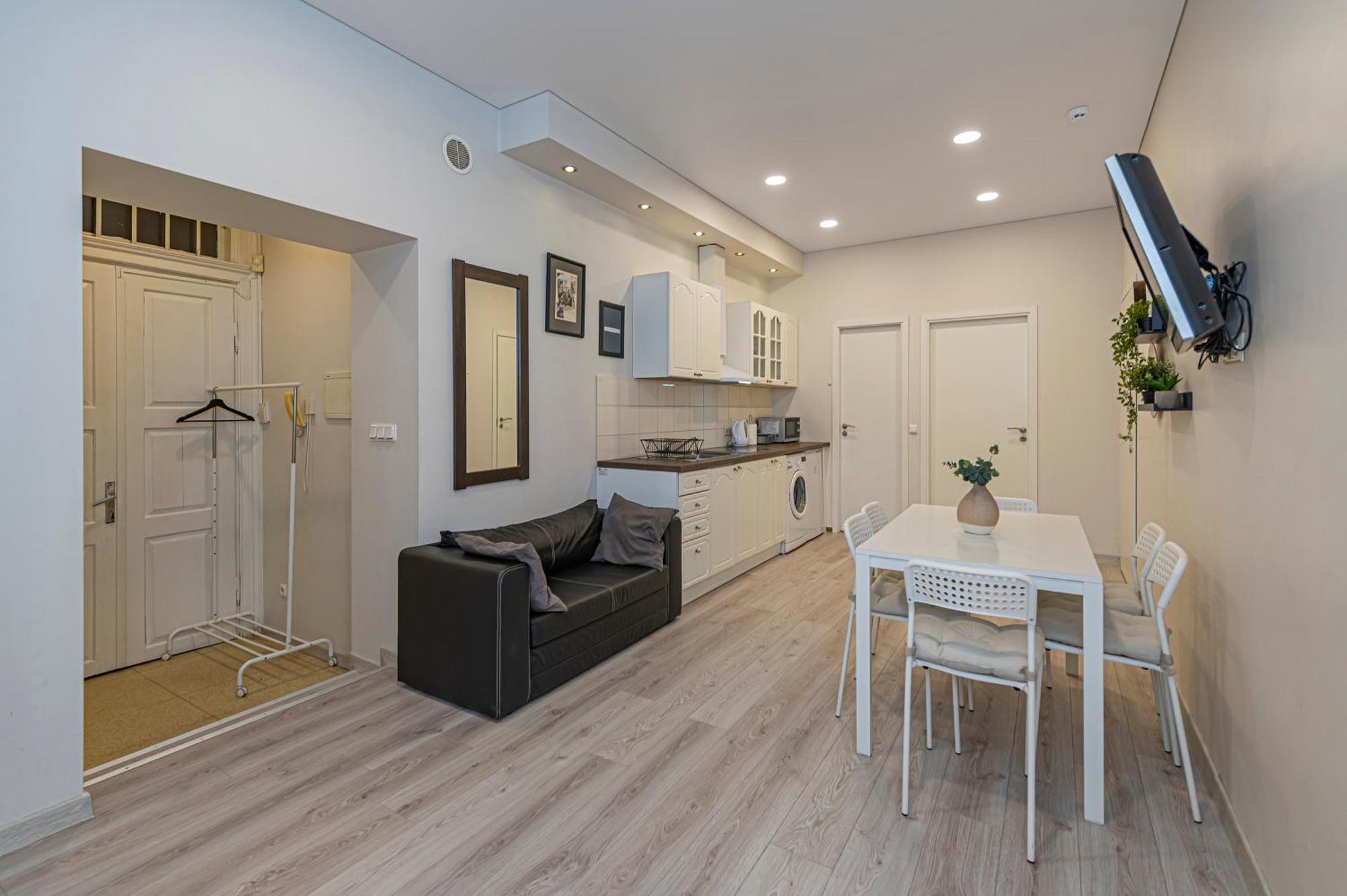 City Centre 3Bd Apartment By Hostlovers 考纳斯 外观 照片